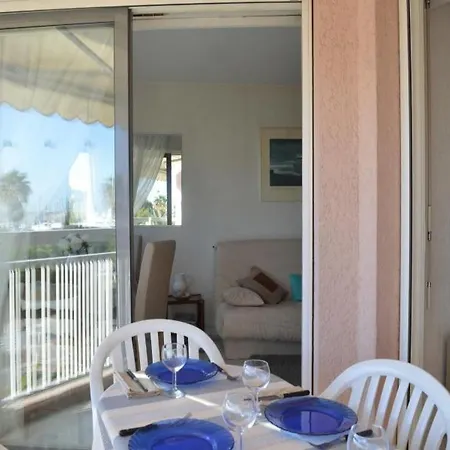 Apartment Port Vauban *